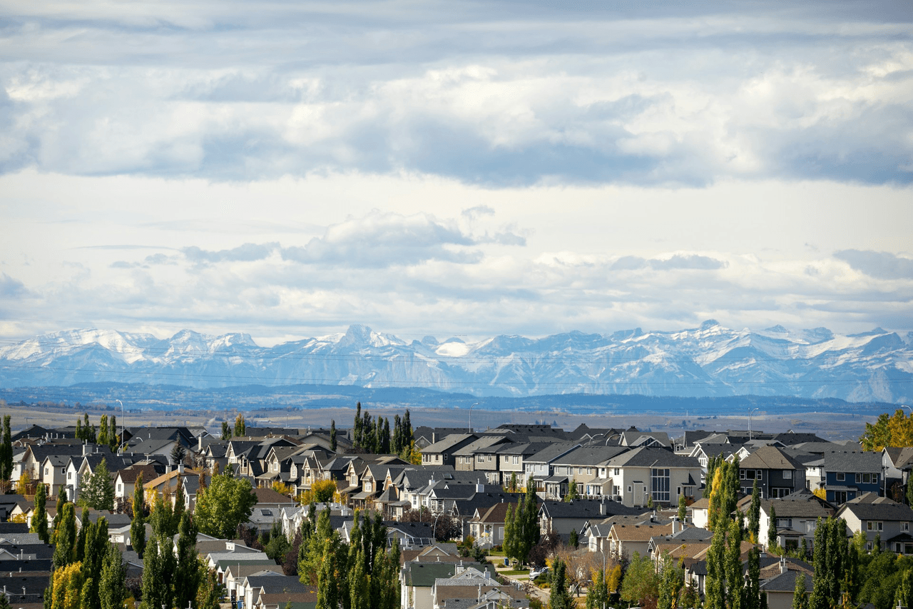 Moving to Alberta from Ontario: Complete 2026 Relocation Guide